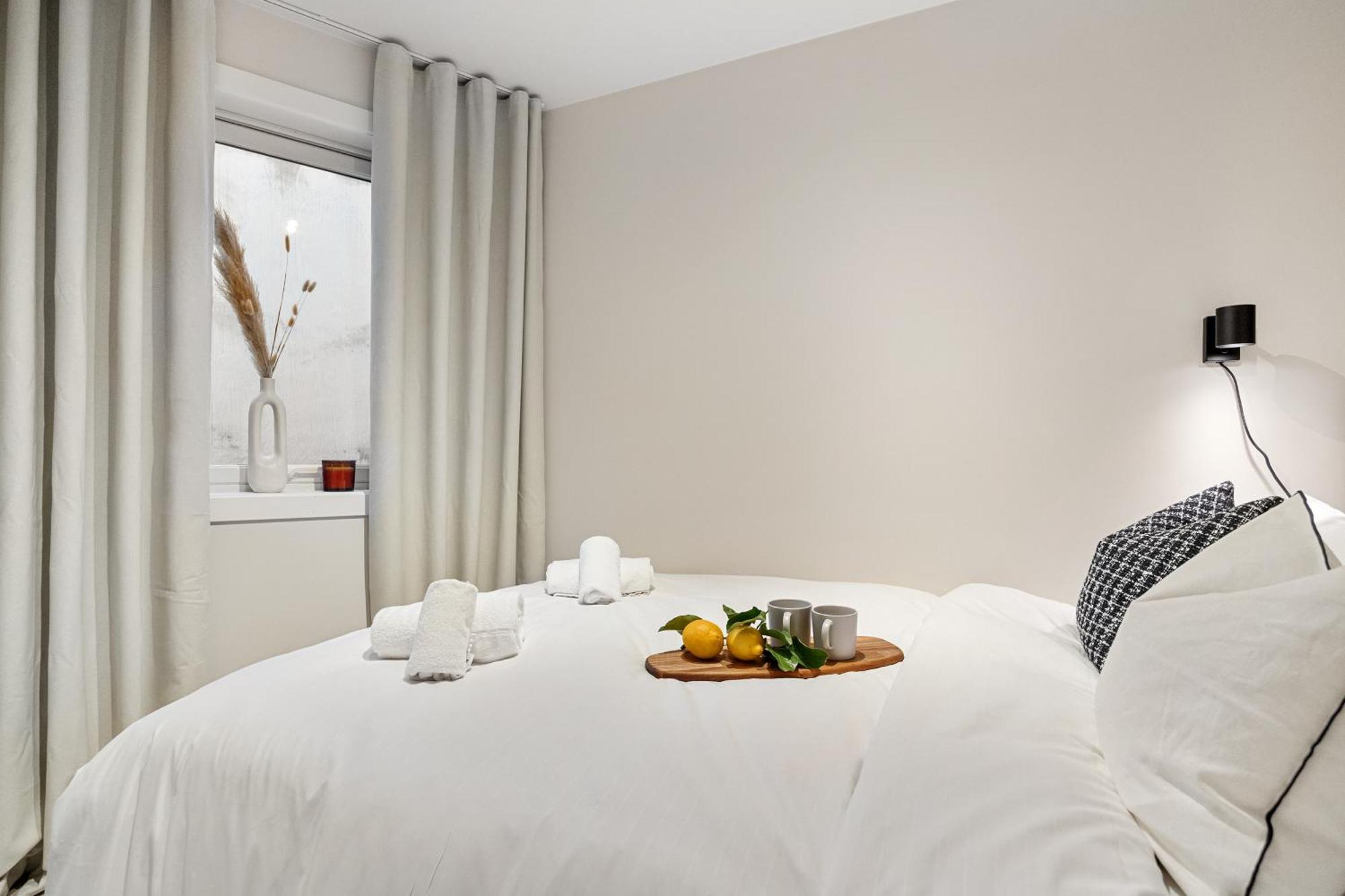 Апартаменты King Bed - Renovated 2024 - 2Br Behind Bryggen Берген Экстерьер фото